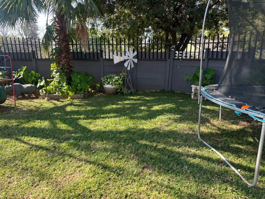 4 Bedroom Property for Sale in Safari Gardens North West